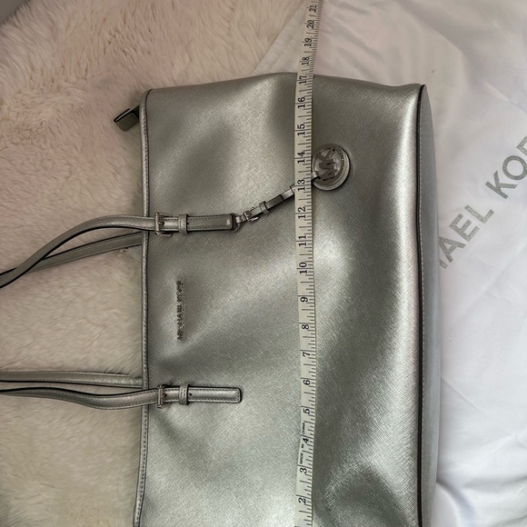 Michael Kors large jet set tote - Picture 11 of 11